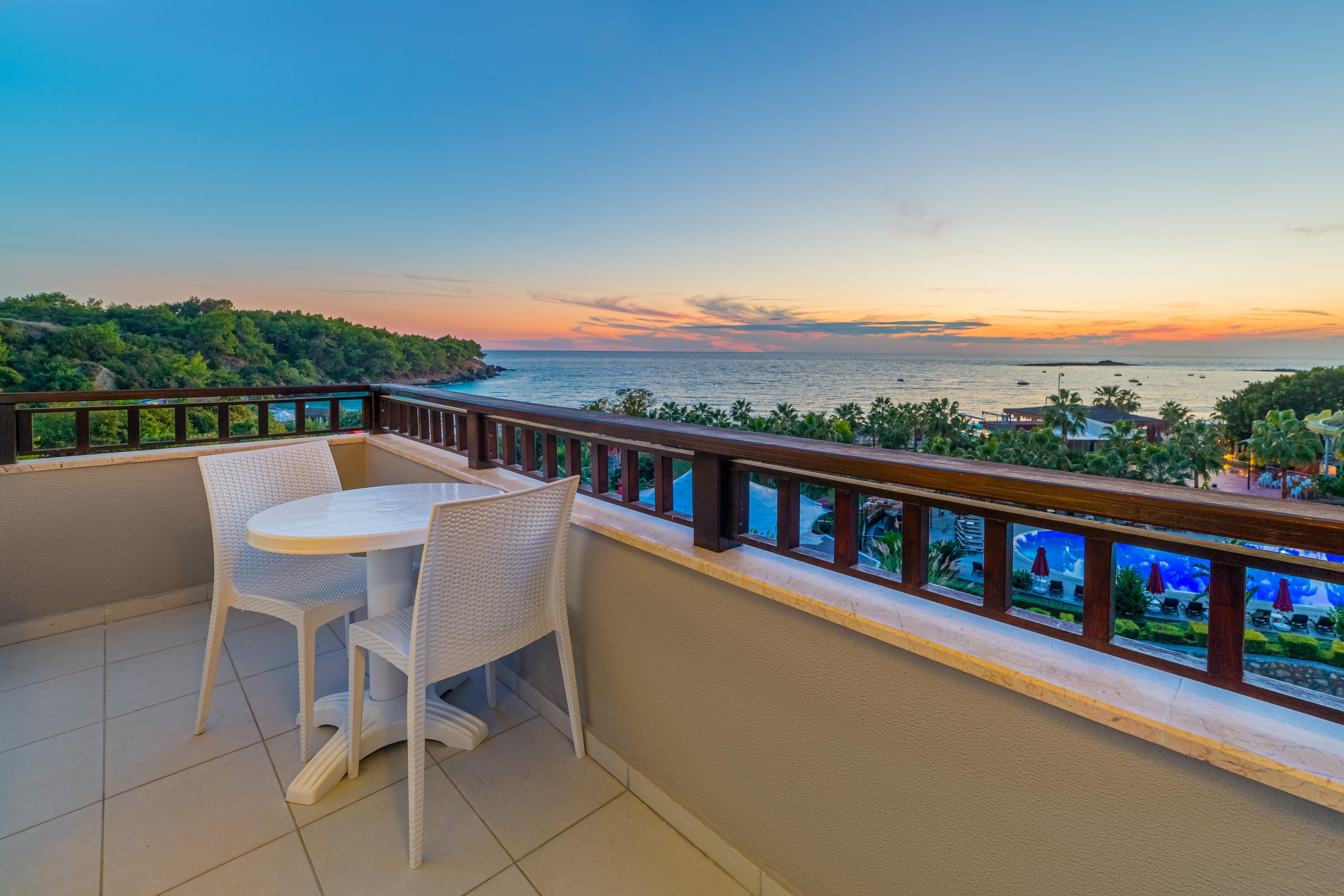 Justiniano Deluxe Resort Okurcalar Exterior photo